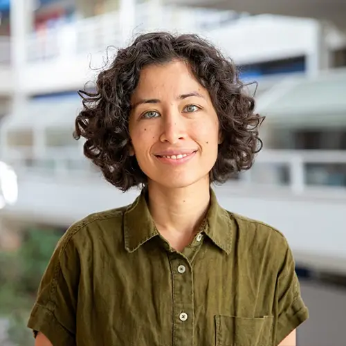 Headshot photo of Sarah Bolivar